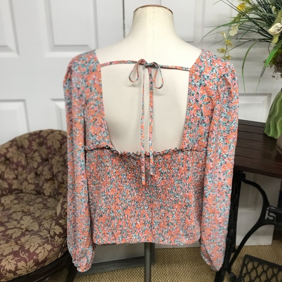 Shein Peasant Long Sleeve 1XL - Picture 2 of 4
